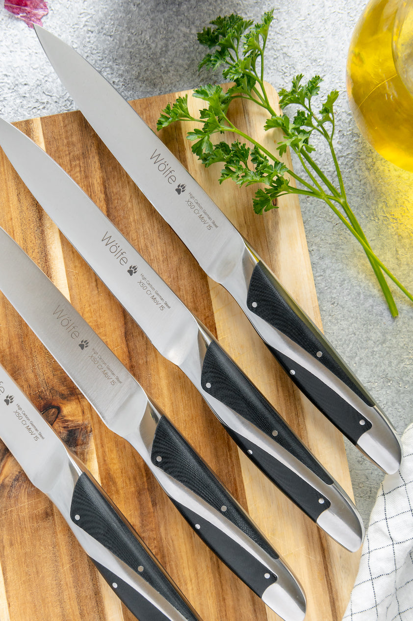 Wölfe - 4 PC European Table Knife/Steak Knife Set